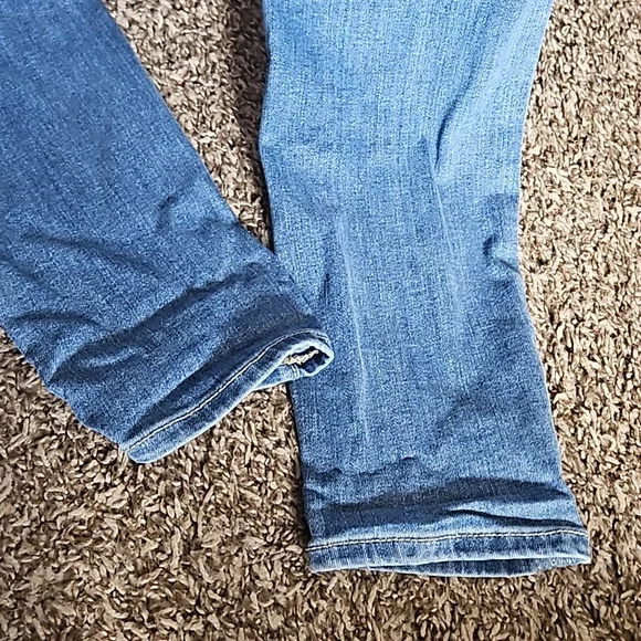 True Religion jeans - Picture 4 of 5